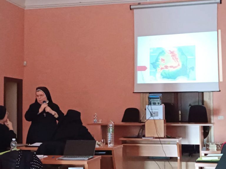 Presentazione delle Superiori di Circoscrizione - Sr. Victoria Pop, Superiora con delega ad personam, Romania - Opera dipendente dalla Superiora Generale